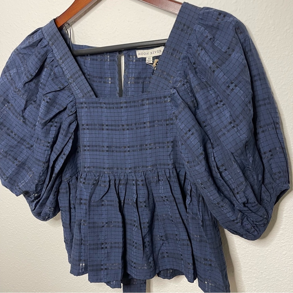 Moon River Square neck puff sleeve navy blue babydoll top XS NWT - Picture 2 of 11